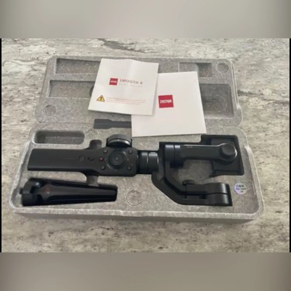 Zhiyun Smooth 4 Professional Gimbal